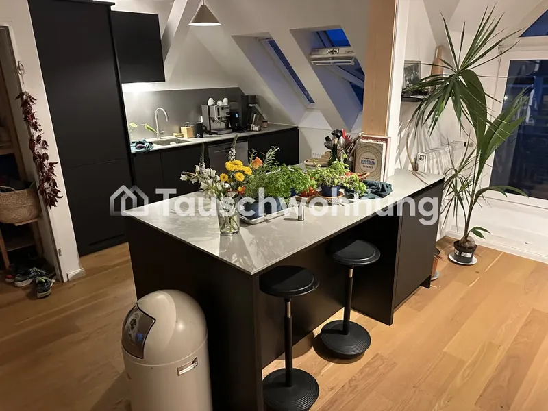 Tauschwohnung: Suche Zuhause für Mehrgenerationen wohnen biet Dachgeschoss — photo 1